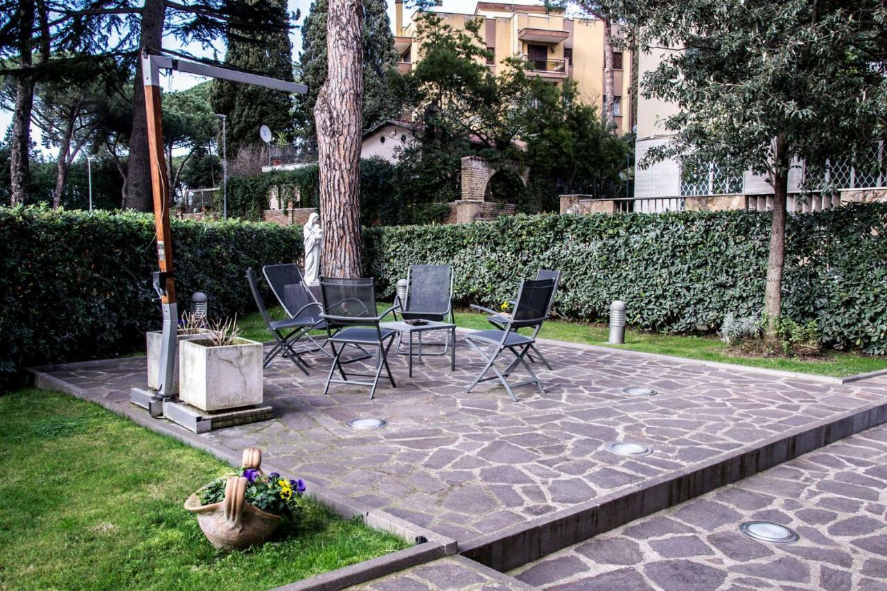 Preziosissimo Sangue Bed & Breakfast Рим Екстериор снимка